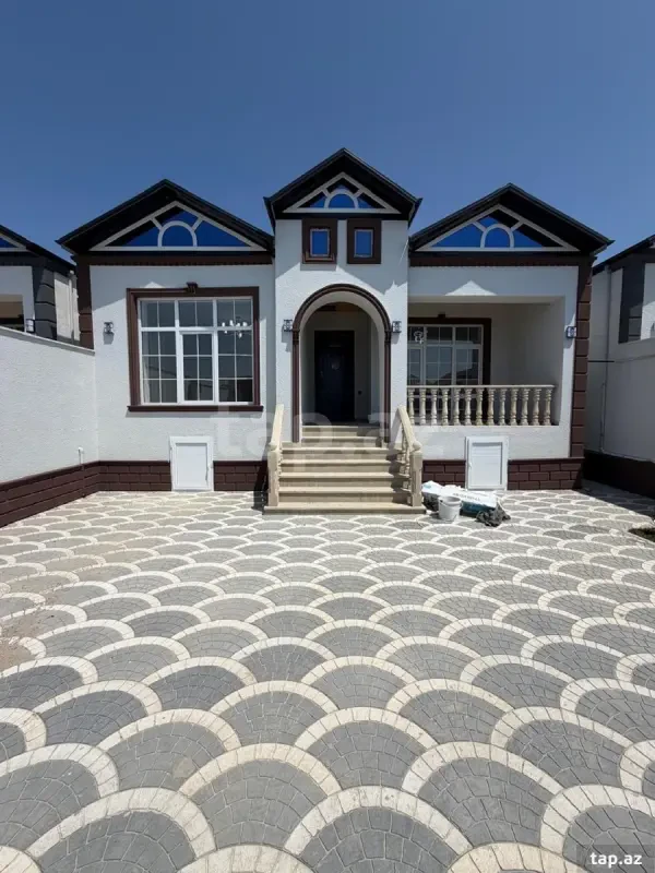 Satılır 4 otaqlı həyət evi 120 m²