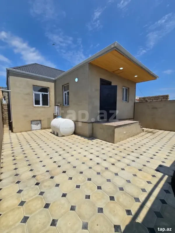 Satılır 3 otaqlı həyət evi 150 m²