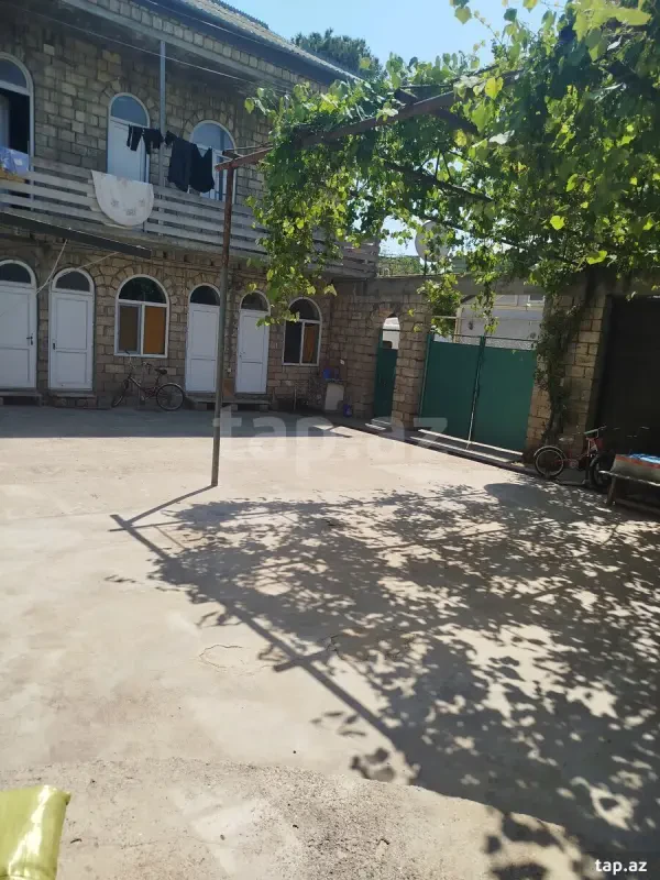 Kirayə verilir 1 otaqlı həyət evi 40 m²