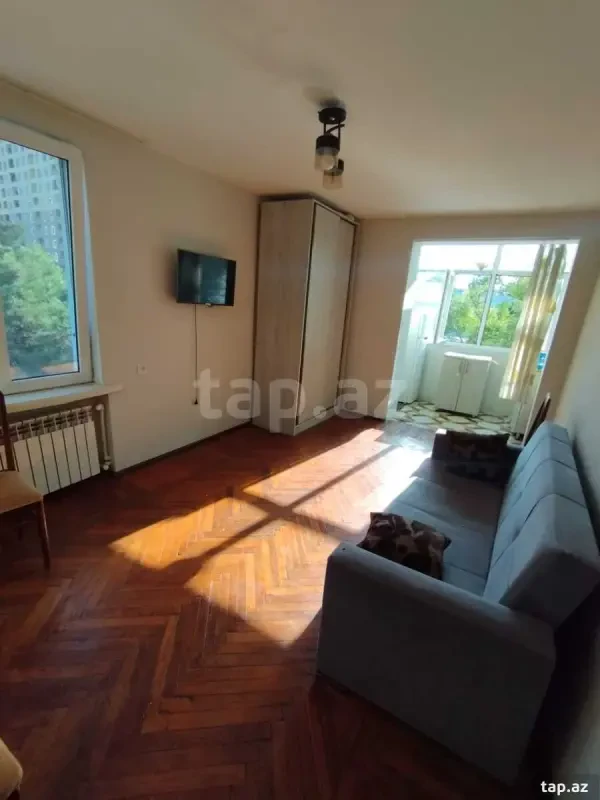 Satılır 2 otaqlı mənzil 35 m²