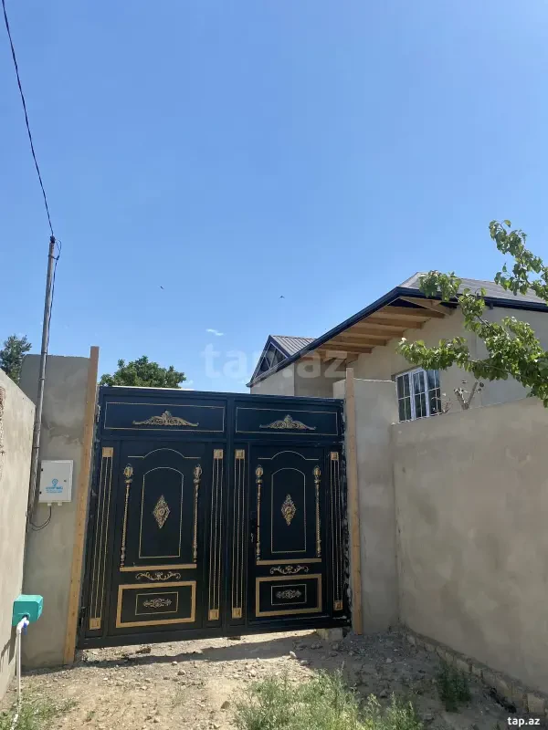 Satılır 4 otaqlı həyət evi 130 m²
