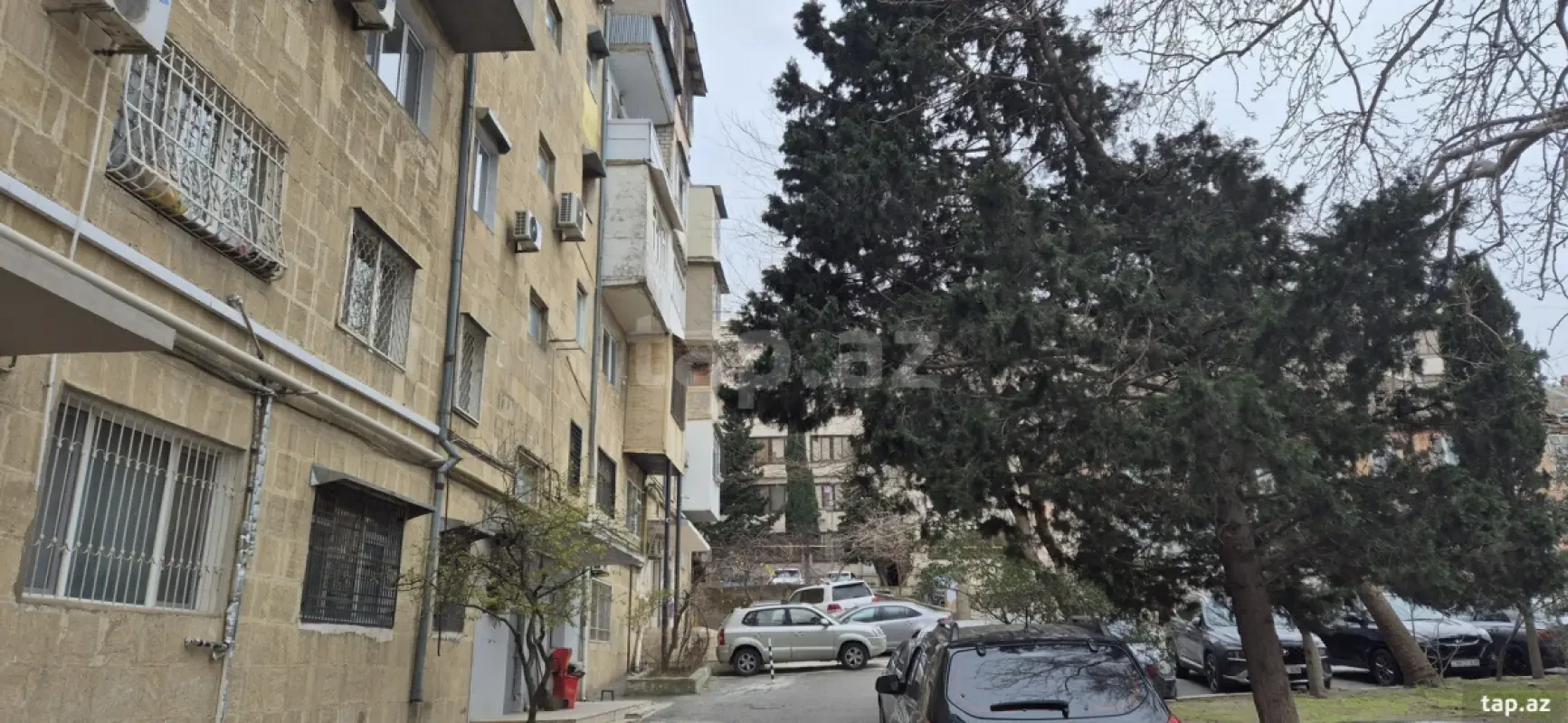 Satılır 3 otaqlı mənzil 85 m²