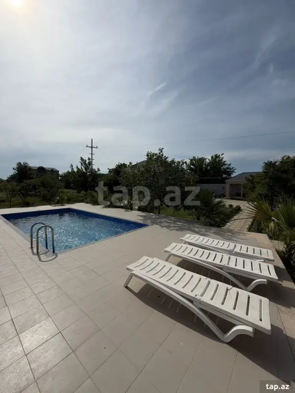 Kirayə verilir 3 otaqlı həyət evi 100 m²