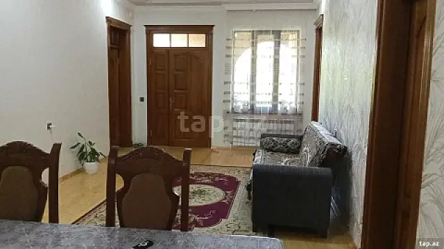 Kirayə verilir 4 otaqlı həyət evi 120 m² — Qax 4 otaq 120.00 m²
