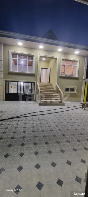 Satılır 4 otaqlı həyət evi 200 m²