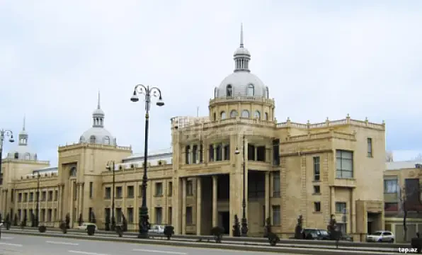Satılır 3 otaqlı yeni tikili 125 m² — Bakı 3 otaq 125.00 m²