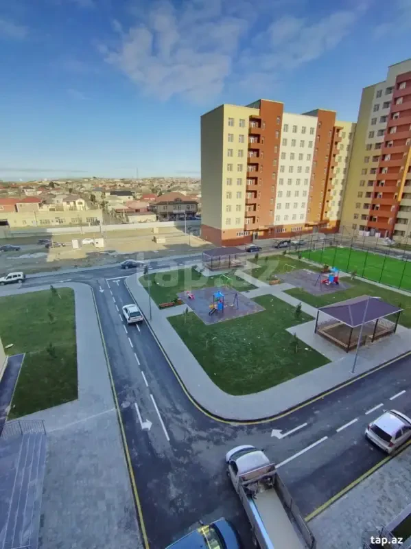 Satılır 4 otaqlı yeni tikili 100 m²