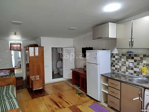 Satılır 1 otaqlı həyət evi 32 m² — Bakı 1 otaq 32.00 m²