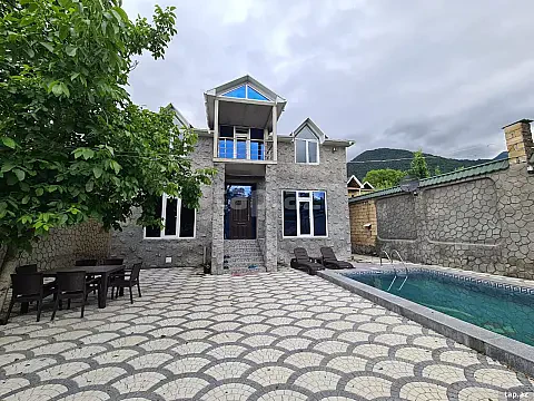 Kirayə verilir 6 otaqlı həyət evi 220 m² — Qəbələ 6 otaq 220.00 m²