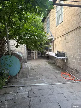 Satılır 8 otaqlı həyət evi 230 m² — Bakı 8 otaq 230.00 m²