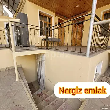 Satılır 4 otaqlı həyət evi 400 m² — Gəncə 4 otaq 400.00 m²