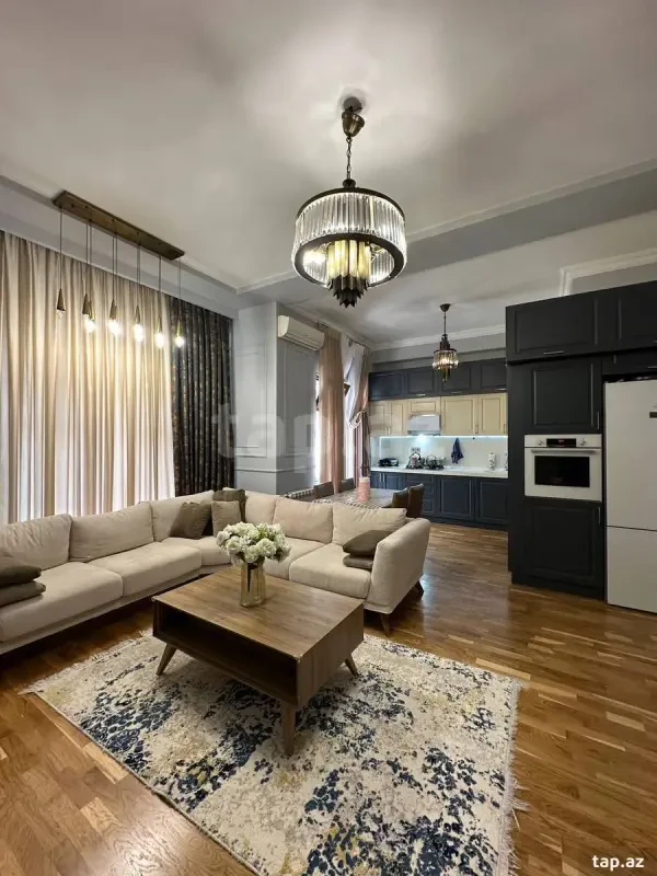 Satılır 3 otaqlı yeni tikili 90 m²