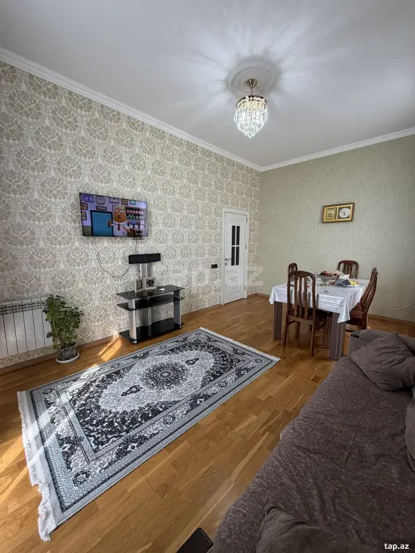 Kirayə verilir 2 otaqlı yeni tikili 65 m²