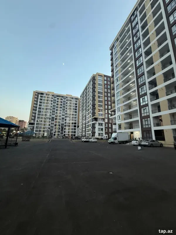 Satılır 2 otaqlı yeni tikili 74 m²