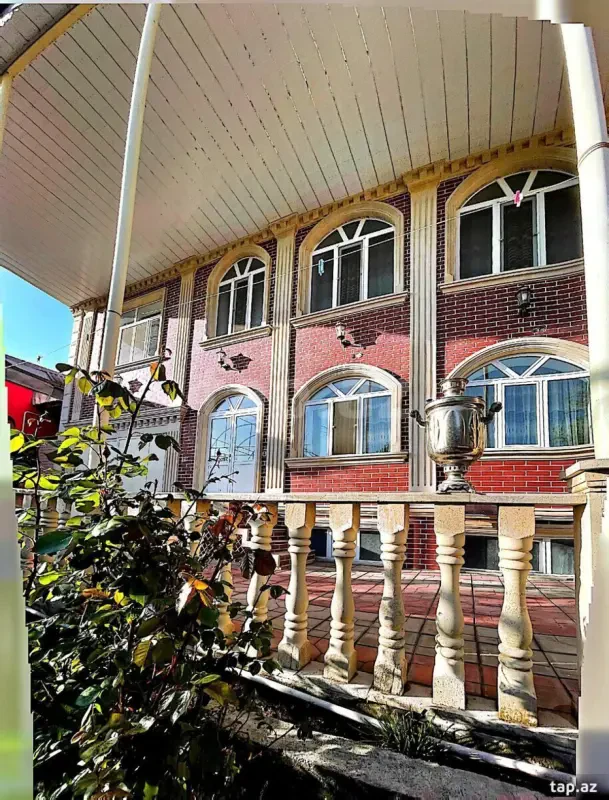 Kirayə verilir 5 otaqlı həyət evi 200 m²