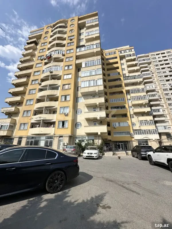 Satılır 2 otaqlı yeni tikili 110 m²