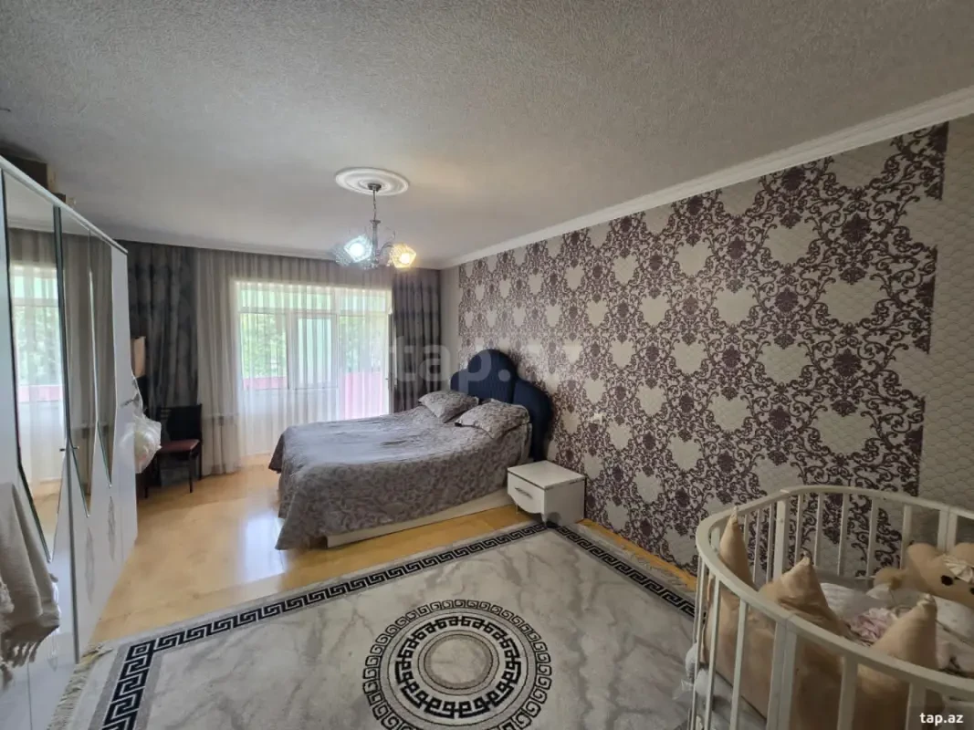 Satılır 4 otaqlı mənzil 90 m²