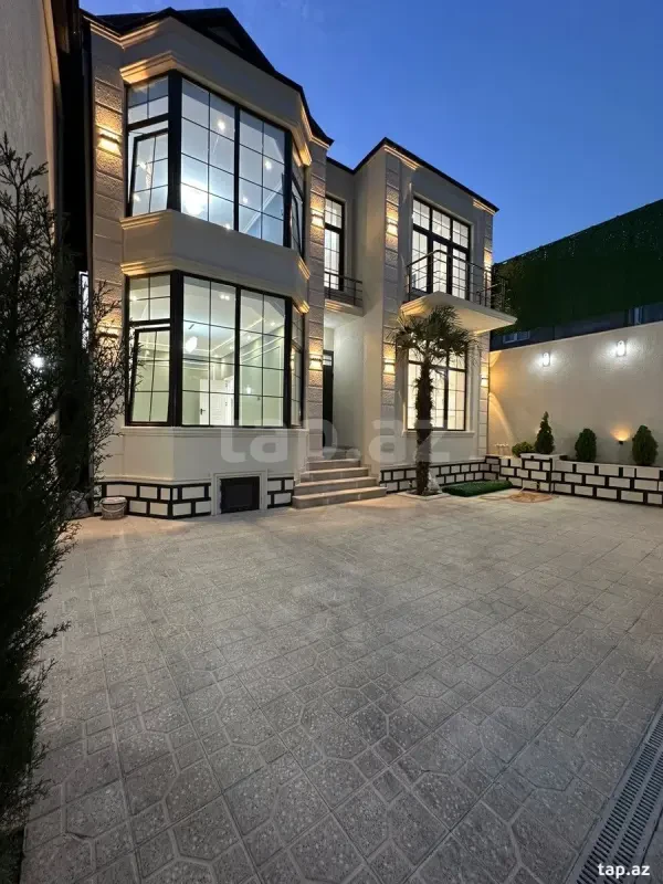 Satılır 5 otaqlı həyət evi 200 m²