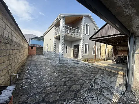 Kirayə verilir 4 otaqlı həyət evi 200 m² — Qəbələ 4 otaq 200.00 m²