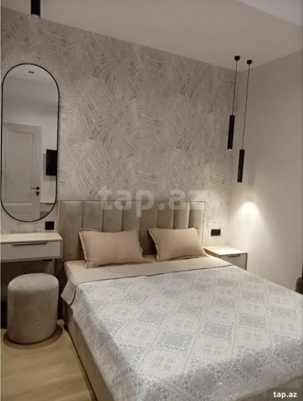 Kirayə verilir 2 otaqlı yeni tikili 72 m²
