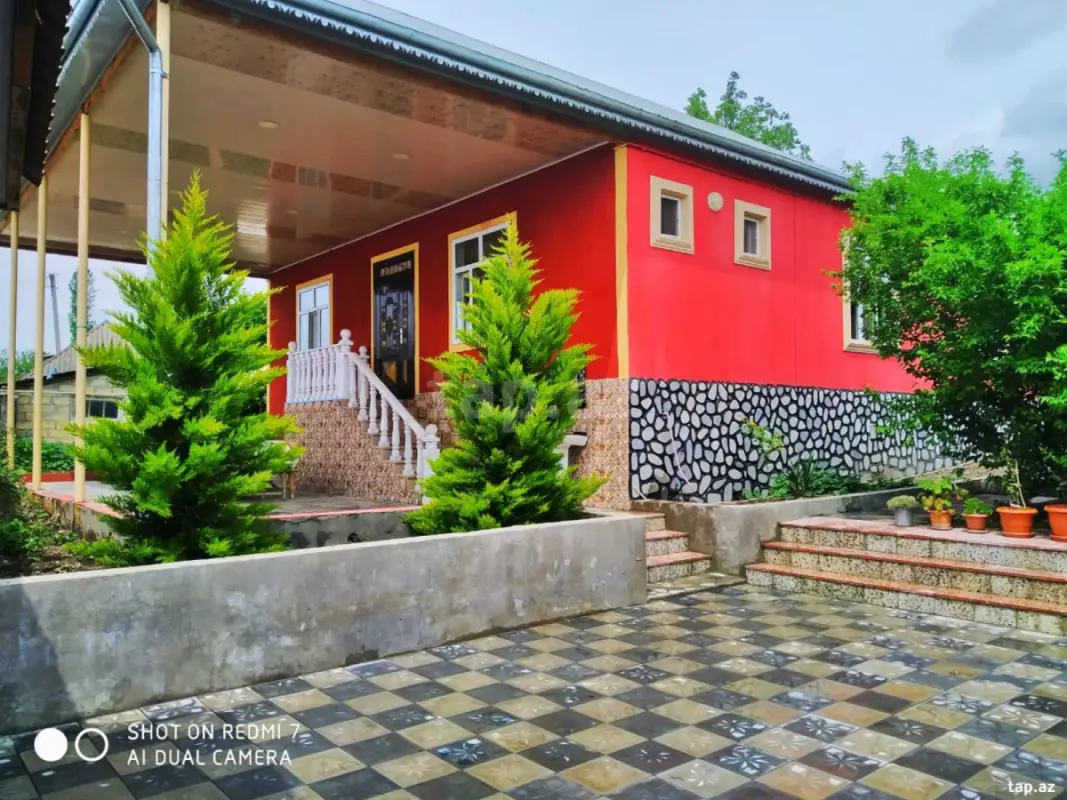 Kirayə verilir 3 otaqlı həyət evi 80 m²