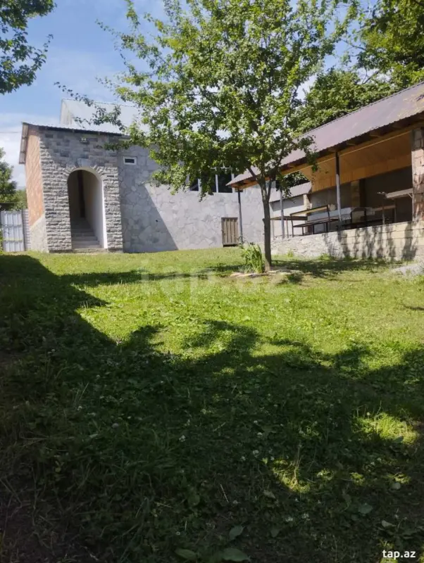 Kirayə verilir 3 otaqlı həyət evi 80 m²
