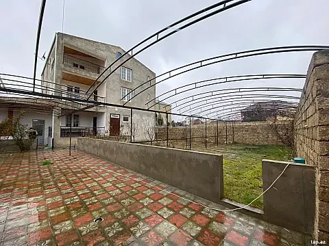 Satılır 11 otaqlı həyət evi 369 m² — Bakı 11 otaq 369.00 m²