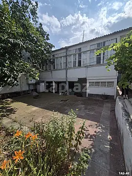 Satılır 3 otaqlı həyət evi 300 m² — Gəncə 3 otaq 300.00 m²