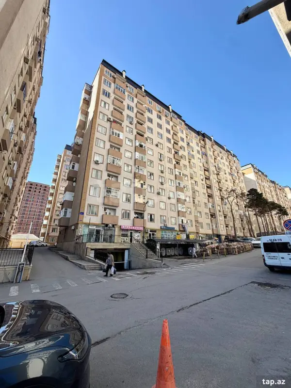 Satılır 2 otaqlı yeni tikili 64 m²