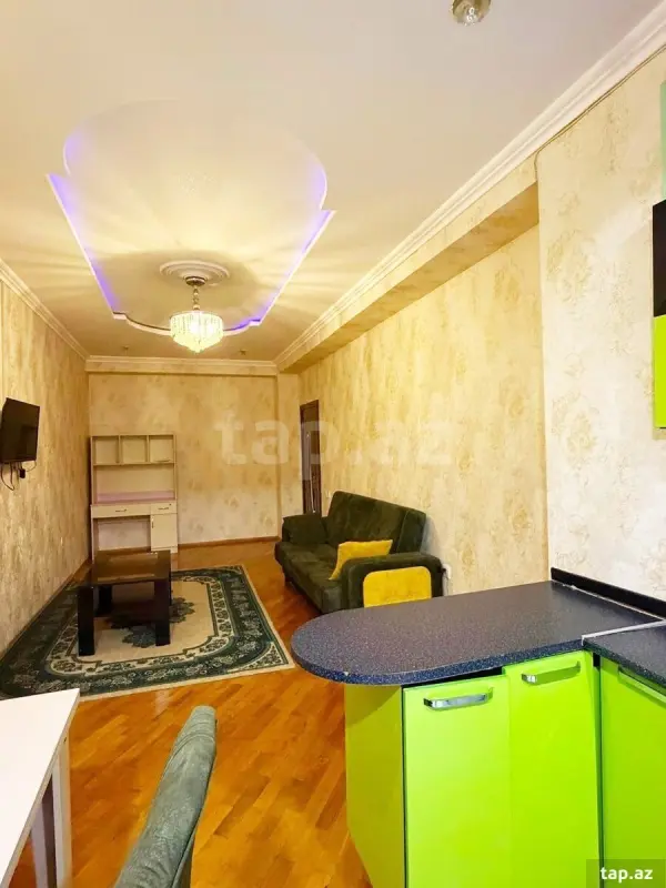 Kirayə verilir 2 otaqlı yeni tikili 70 m²