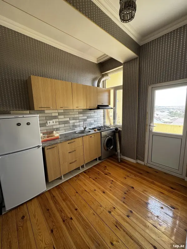 Satılır 3 otaqlı yeni tikili 80 m²