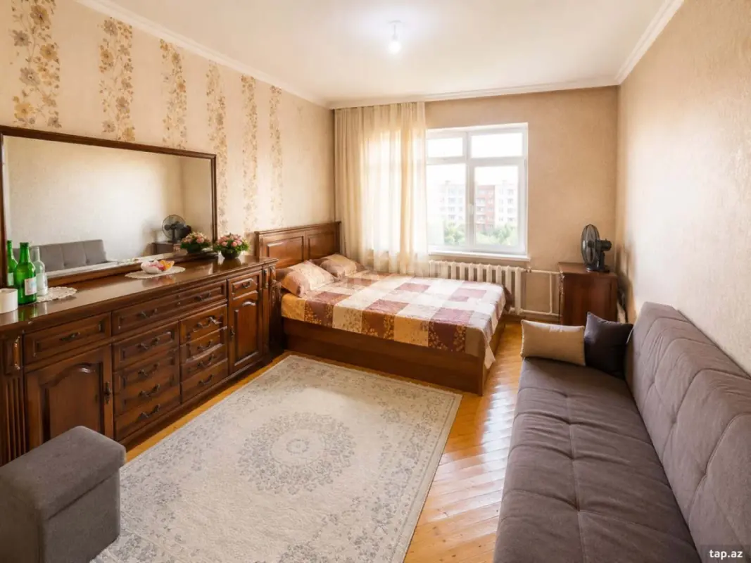 Satılır 1 otaqlı mənzil 40 m²