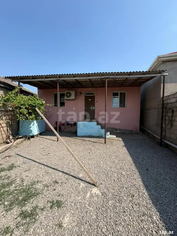 Satılır 3 otaqlı həyət evi 100 m²