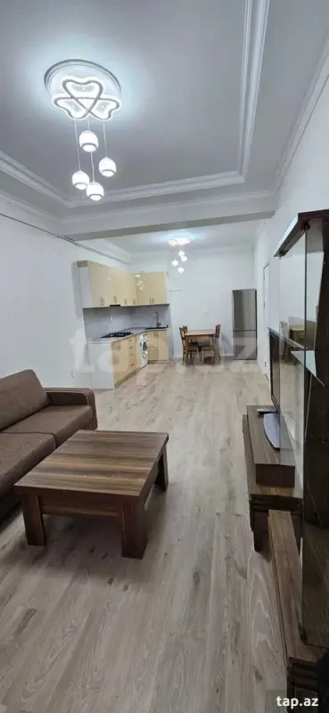 Satılır 2 otaqlı yeni tikili 72 m²