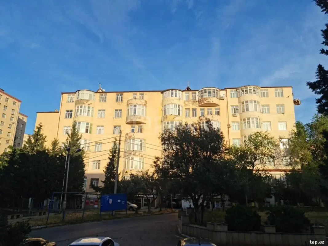 Satılır 2 otaqlı yeni tikili 65 m²
