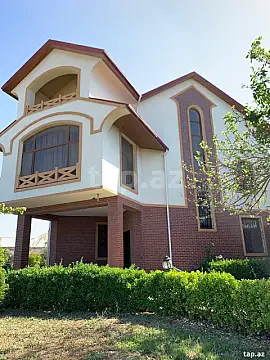 Satılır 9 otaqlı həyət evi 360 m² — Bakı, Novxanı 9 otaq 360.00 m²
