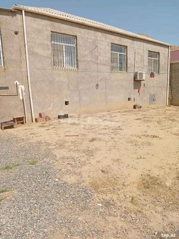 Satılır 4 otaqlı həyət evi 106 m²