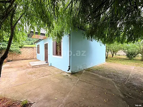 Kirayə verilir 3 otaqlı həyət evi 99 m² — Quba 3 otaq 99.00 m²