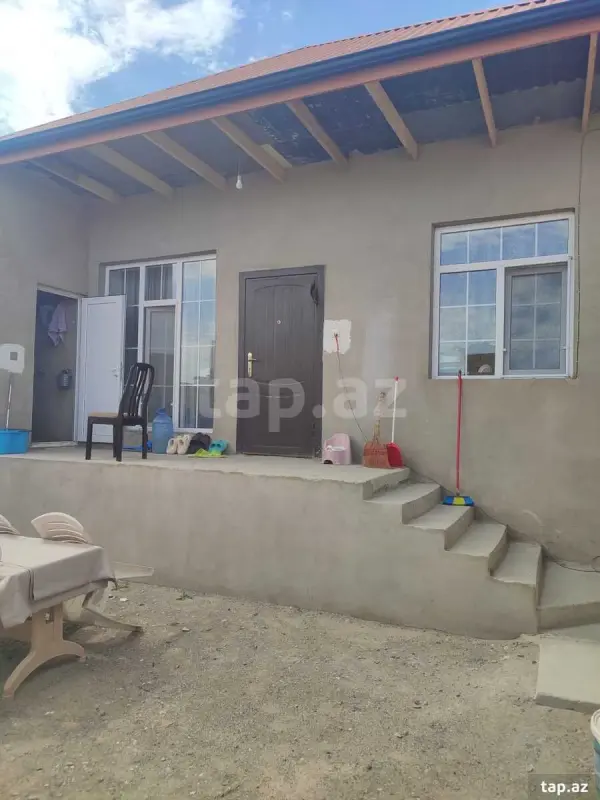 Satılır 3 otaqlı həyət evi 70 m²