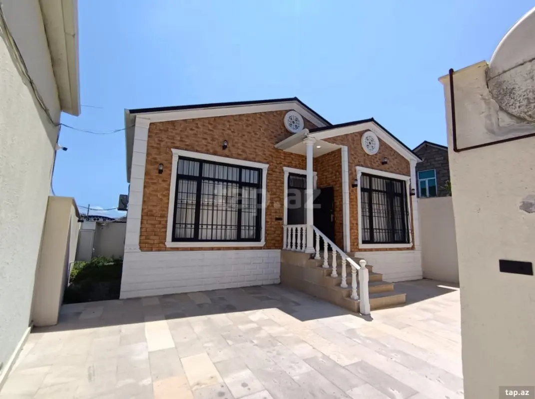 Satılır 3 otaqlı həyət evi 105 m²