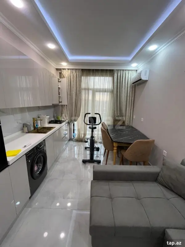 Satılır 2 otaqlı yeni tikili 60 m²