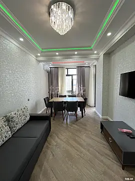 Satılır 2 otaqlı yeni tikili 100 m² — Bakı 2 otaq 100.00 m²