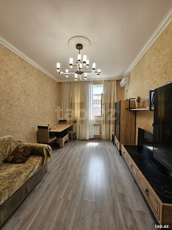 Satılır 3 otaqlı yeni tikili 73 m²