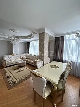 Kirayə verilir 3 otaqlı yeni tikili 90 m² — Bakı, Memar Əcəmi yanı 3 otaq 90.00 m²