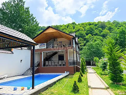 Kirayə verilir 6 otaqlı həyət evi 250 m² — İsmayıllı 6 otaq 250.00 m²