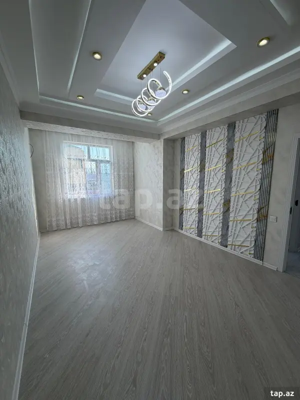 Satılır 3 otaqlı yeni tikili 75 m²