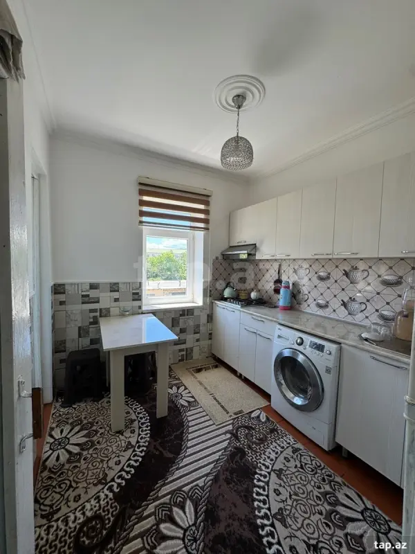Satılır 4 otaqlı mənzil 73 m²