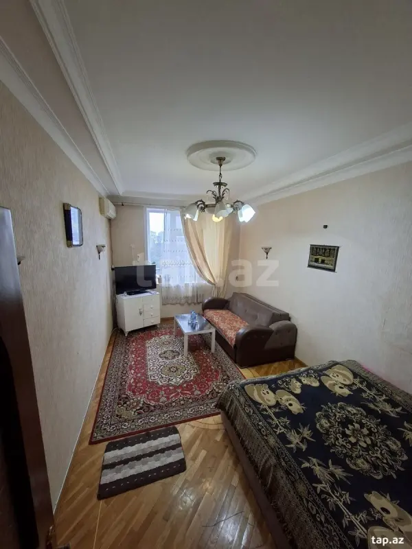 Kirayə verilir 1 otaqlı yeni tikili 42 m²