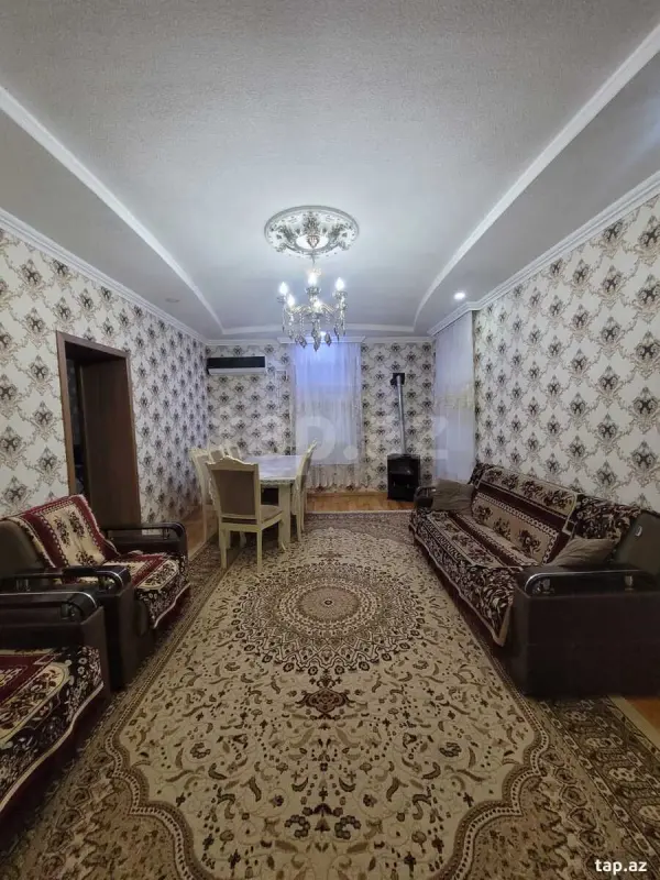 Satılır 4 otaqlı həyət evi 150 m²