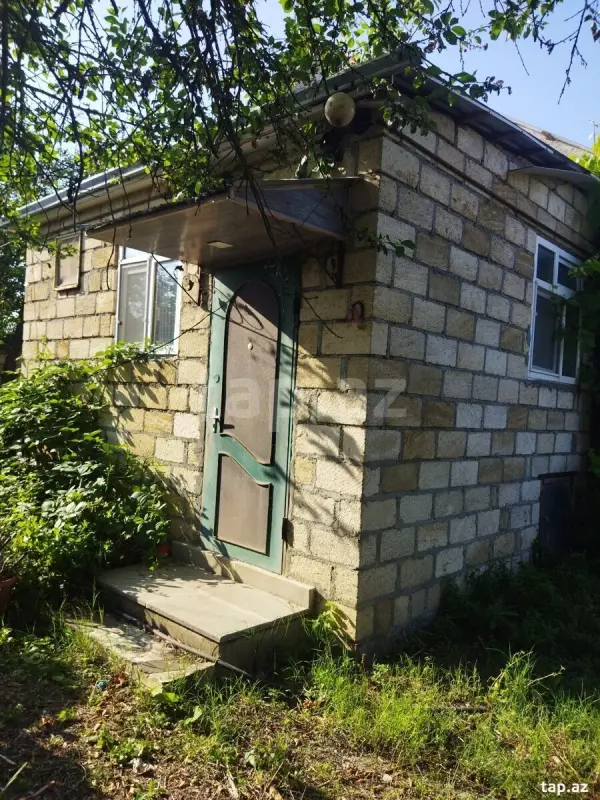 Satılır 4 otaqlı həyət evi 65 m²